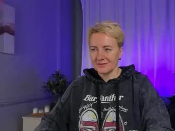 nika_smit on Chaturbate