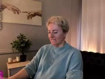 nika_smit on Chaturbate