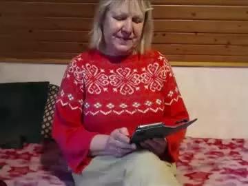 nikole111 on Chaturbate