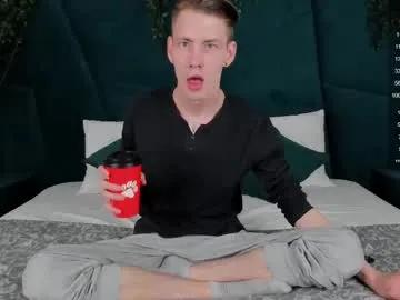 Freechat only_eric on Chaturbate