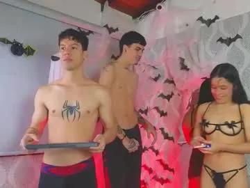 Freechat partyhottwink on Chaturbate