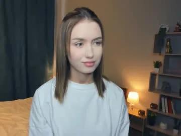 paulettelafevre on Chaturbate