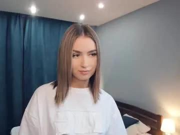 paulettelafevre on Chaturbate
