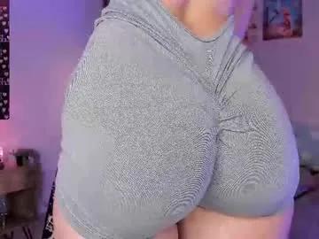 pawggirl18 on Chaturbate