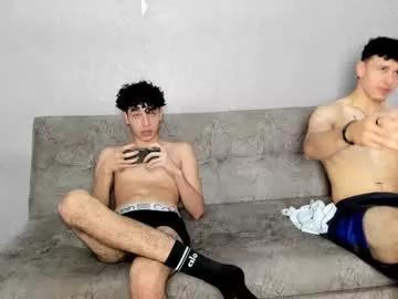 pelusos_mens on Chaturbate