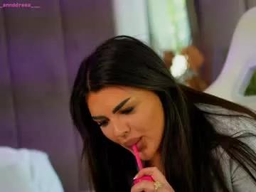 perfectt33n on Chaturbate