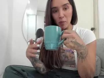 petitealejats on Chaturbate