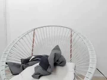 petitealejats on Chaturbate