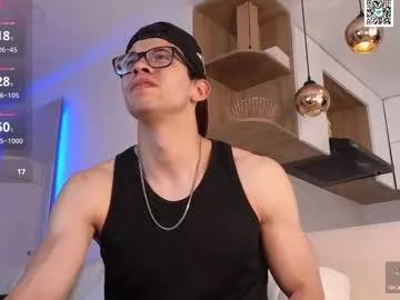 phantom_bigger1 on Chaturbate