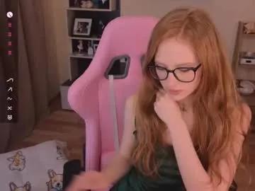 plastic_beach on Chaturbate