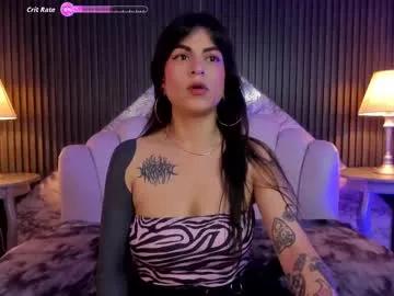Freechat prettybullet on Chaturbate