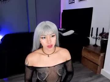 ravenwitch_ on Chaturbate