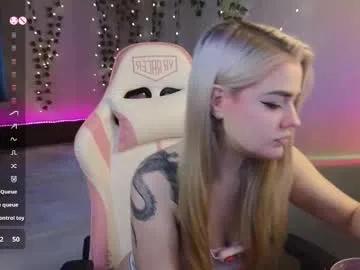 redvelveten on Chaturbate