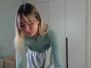 rosanaiwaoka — am i drive your mind crazy if we remove bra under zip?.      #new #blonde #young #bigboobs #tall [0 tokens remaining]