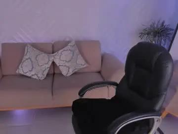 Freechat roseferrera on Chaturbate