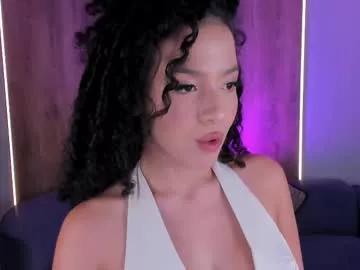 Freechat roseferrera on Chaturbate