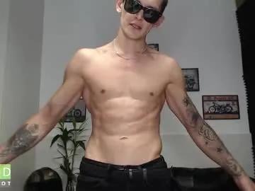 rustynf1tz — Epic Camshow  @rustynf1tz  [2000 tokens remaining] #muscle #dance #striptease #flex #pvt #dick #cum