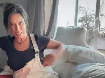 sayplsgdgrl on Chaturbate