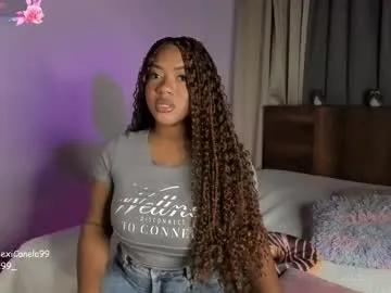 sexicanela99 on Chaturbate