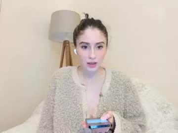 Freechat snowww_white on Chaturbate