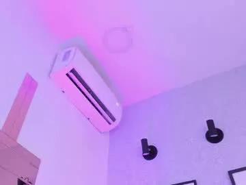 soph1a_ on Chaturbate