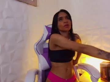 sophiaa_paris on Chaturbate