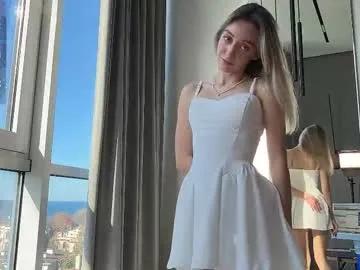 sophiebelll on Chaturbate