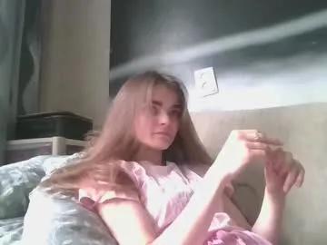 sophiesuvi on Chaturbate