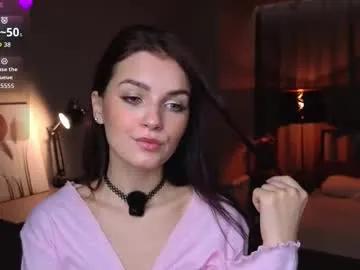 synne_glows on Chaturbate