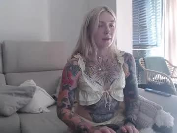 tattoobbgirl on Chaturbate