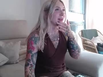 tattoobbgirl on Chaturbate