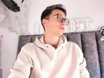 thiago_jones on Chaturbate