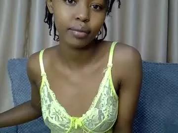 Freechat tinybarbie_ on Chaturbate