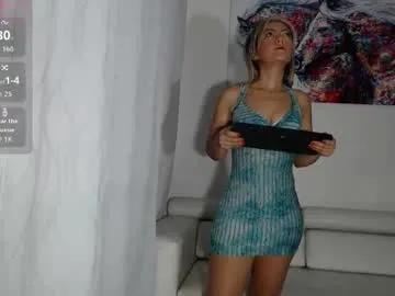 Freechat tinymilf_ on Chaturbate