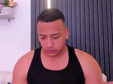 tom_muscle1 on Chaturbate