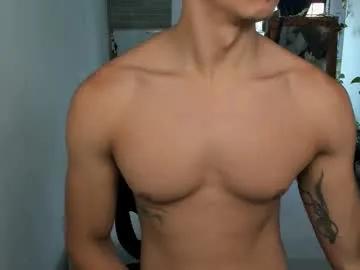 Freechat travis_bakerr on Chaturbate