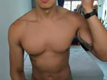 Freechat travis_bakerr on Chaturbate