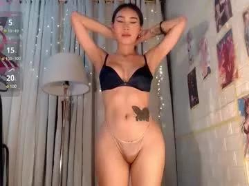 ts_pinayfoxxy18 on Chaturbate