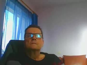 Freechat ulmeni4 on Chaturbate