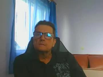 Freechat ulmeni4 on Chaturbate