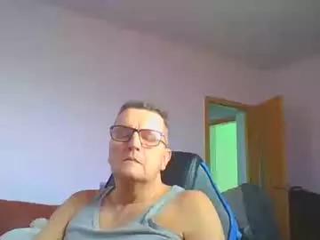 Freechat ulmeni4 on Chaturbate