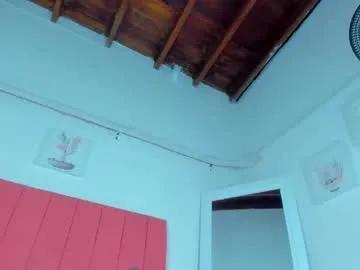 valen_rose0 on Chaturbate