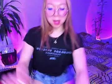Freechat victoria_qq on Chaturbate