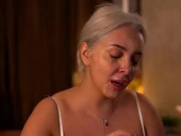 victoriamorrone on Chaturbate