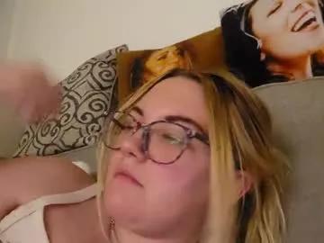 x_dreamgirl_x on Chaturbate