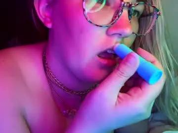 x_dreamgirl_x on Chaturbate