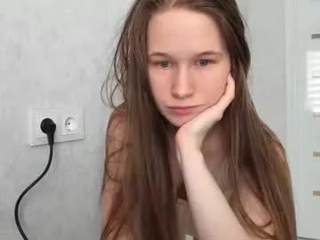 yana_squrel_22 on Chaturbate