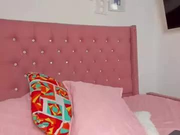 Freechat yiseth_02 on Chaturbate