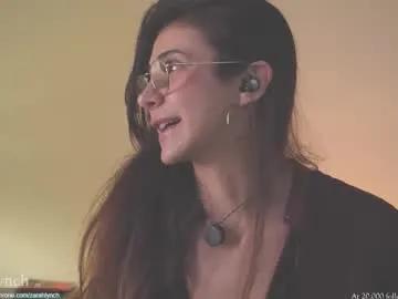 zarahlynch on Chaturbate
