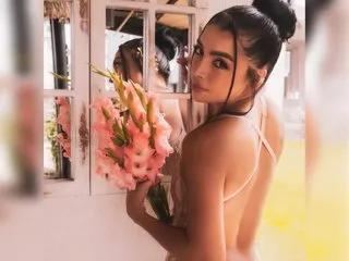 Offline SaraSstonee on Streamate